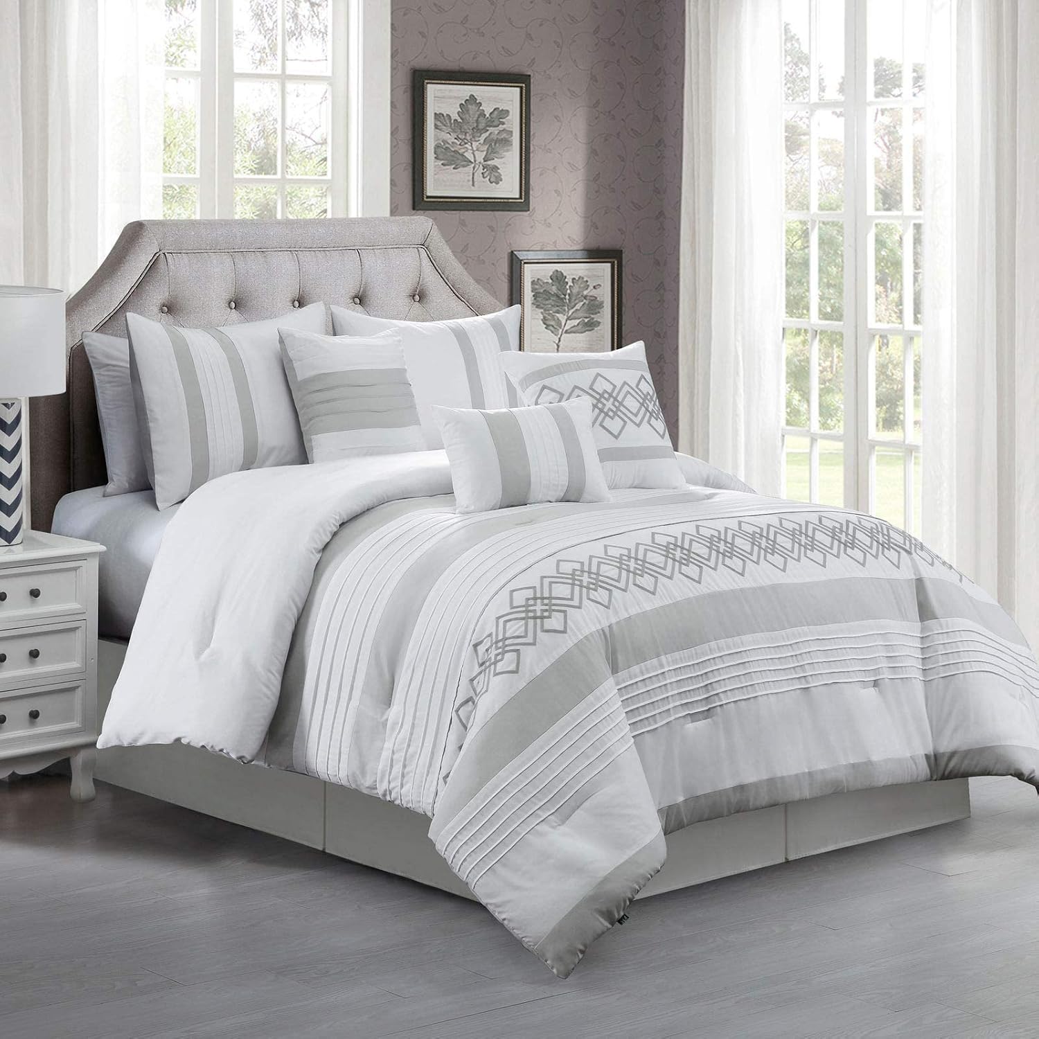 Conjunto de Edredom Ariel 7 Peças com Saia para Cama e Almofadas